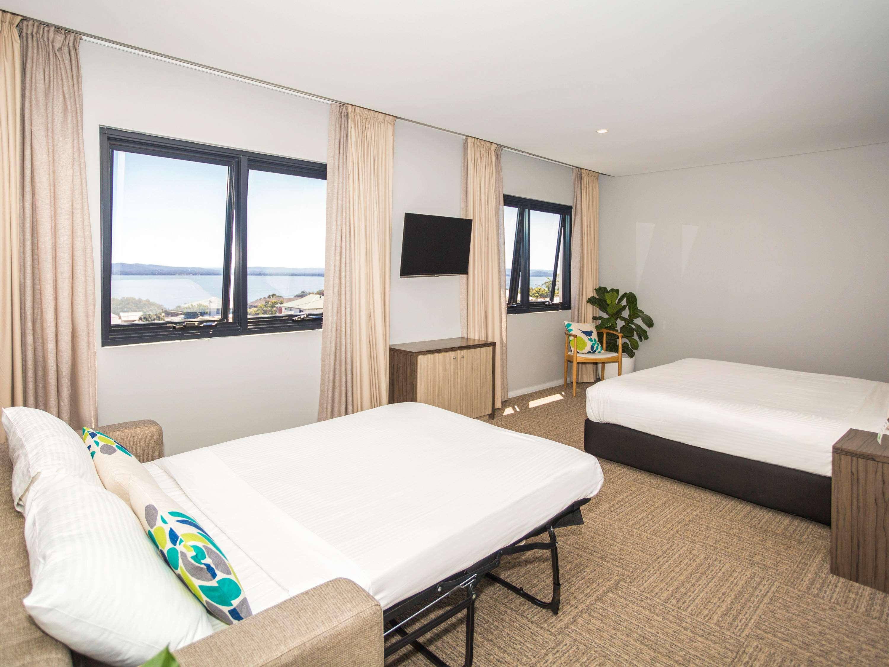 Hotel Ibis Styles The Entrance Extérieur photo