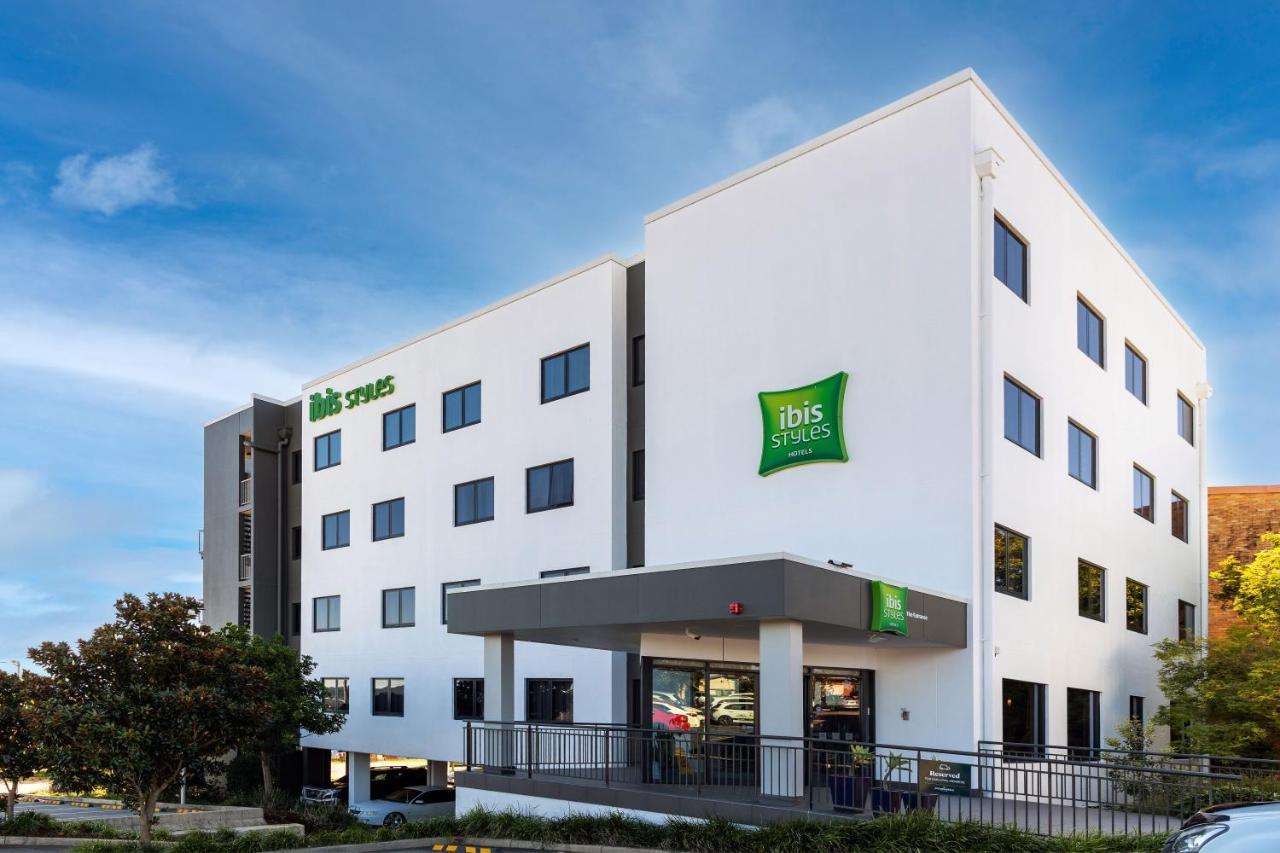 Hotel Ibis Styles The Entrance Extérieur photo
