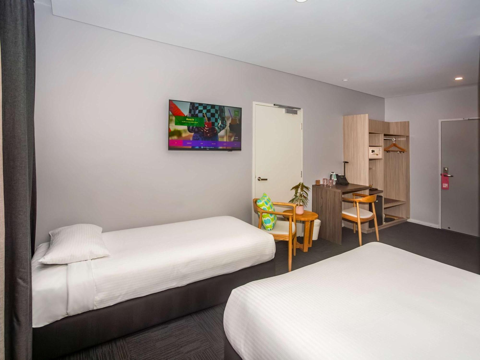 Hotel Ibis Styles The Entrance Extérieur photo